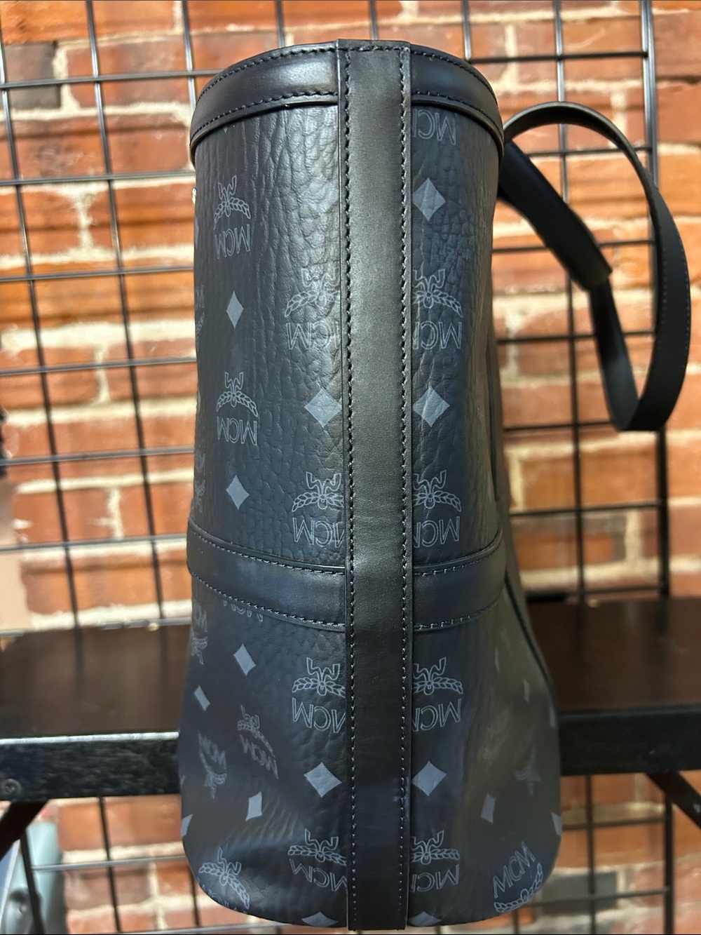 MCM Black Leather - Tote - Picture 6 of 8